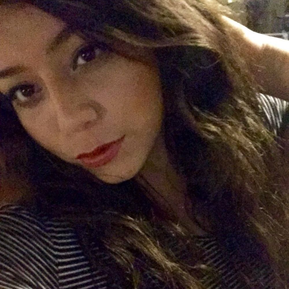 Meet your Posher, Vanessa